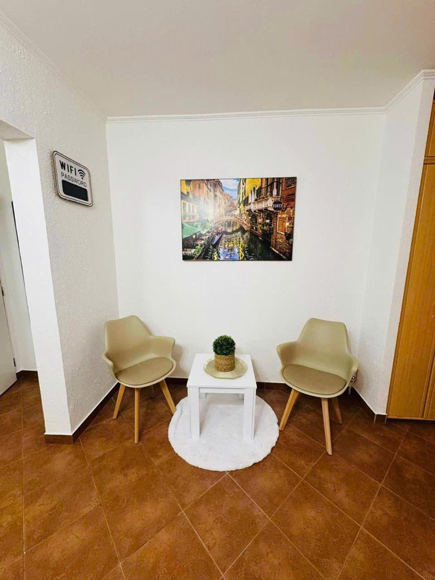 Apart For Rent Near Center Apartment Praha Bagian luar foto